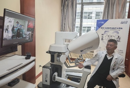 張旭院士團隊成功實施超遠程機器人泌尿外科手術，推動遠程外科新技術應用